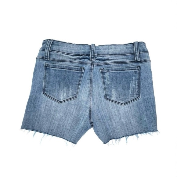 New Tractr Cuttoff Jean Shorts Girl’s Size 14 Mid Rise Distressed Patches Heart - Picture 2 of 6